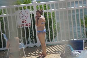 2 girls 1 pool Pt 2 c7btbugk5b