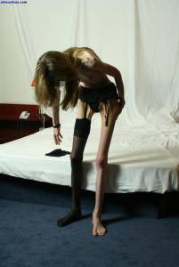 EXTREME Skinny Anorexic Janine 1 k7btscucrf