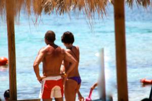 Mature-caught-topless-in-Paraga-beach%2C-Mykonos-57bwtdlo3e.jpg