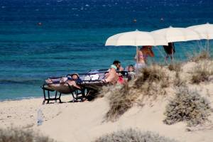 Mature babe caught topless in Plaka beach, Naxos x37-w7bwskv0qc.jpg