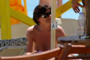 Mature caught topless in Paraga beach, Mykonos s7bwte3nhw