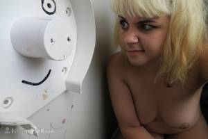 Honey - Boom Room j7bww764no