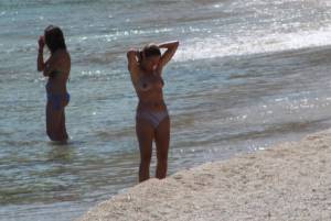 Babe I caught topless in Kalafatis beach, Mykonos x7bx8aqkyl